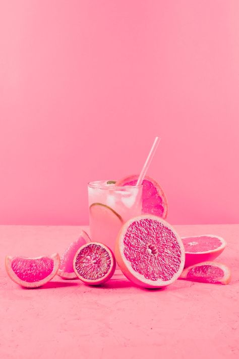 Grapefruit slices and glass of juice on ... | Free Photo #Freepik #freephoto #background #food #summer #pink Pink Grapefruit Aesthetic, Tiktok Background, Aesthetic Scenes, Cherry Wallpaper, Glass Of Juice, Textured Backdrop, Pink Backgrounds, Print Design Template, Background Food