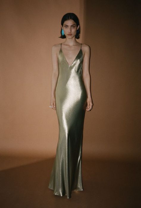 Silver Slip Dress, Corset Fashion Outfits, Galvan London, Runway Gowns, Resort 2023, Metal Clothing, Runway Dresses, Silky Dress, 2023 Collection