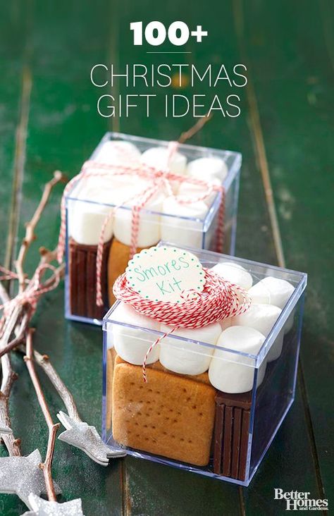 Your favorite friends and family members will adore these christmas gift ideas! Hundreds of gift ideas here: http://www.bhg.com/christmas/gifts/?socsrc=bhgpin112113christmasgifts Valentines Baskets, Smores Kit, Smores Kits, Interesting Activities, Diy Food Gifts, Homemade Graham Crackers, Christmas Food Gifts, S'mores, Cadeau Diy