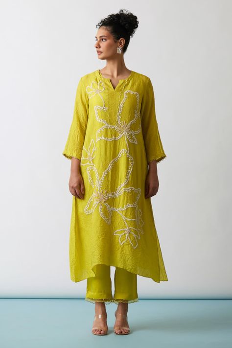 Buy Blue Chanderi Embroidery Sequin V Neck Kurta Palazzo Set For Women by Desert Shine by Sulochana Jangir Online at Aza Fashions. Asymmetric Kurti Designs, Linen Kurti Design, A Line Kurti Designs, Asymmetric Kurta, Stitching Designs, Satin Pant, Yellow Kurta, A Line Kurti, Satin Fashion