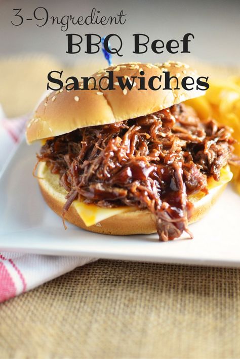 3-Ingredient BBQ Beef Sandwiches are moist, hearty, and slow-cooked to perfection with just 3 ingredients! Bbq Beef Crockpot, Slow Cooker Bbq Beef, Bbq Beef Sandwiches, Shredded Beef Recipes, Dinner Videos, Healthy Breakfast Sandwich, Bbq Sandwich, Breakfast Sandwich Recipes, Beef Sandwiches