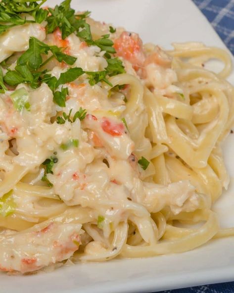 Recipe For Alfredo Sauce, Best Alfredo Recipe, Lobster Alfredo, Crab Alfredo, Copycat Red Lobster, Crab Pasta, Crab Meat Recipes, Crab Dishes, Seafood Pasta Recipes