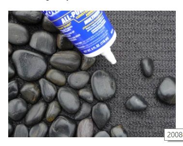 Diy River Rock, Cool Doormats, Diy Craft Tutorials, Silicone Mat, River Stones, Outdoor Carpet, River Rock, Rock Crafts, Zen Garden