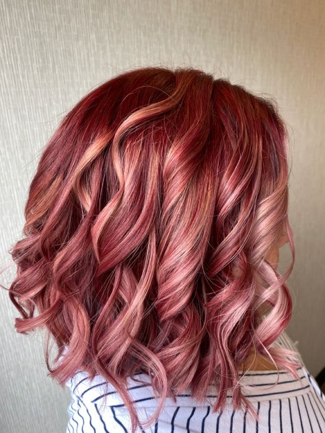 Burgundy Hair With Rose Gold Highlights, Rose Gold Highlights Red Hair, Red To Rose Gold Hair, Red With Rose Gold Highlights, Rose Gold On Red Hair, Burgundy And Rose Gold Hair, Rose Gold And Copper Hair, Red Rose Gold Hair, Copper And Rose Gold Hair