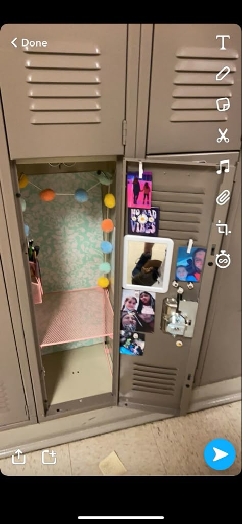 Locker Inspo School, Locker Decorations Ideas, Decorated Locker, Aesthetic Locker Decor, Locker Aesthetic, Cute Locker Decorations, Locker Stuff, Cute Locker Ideas, School Locker Organization