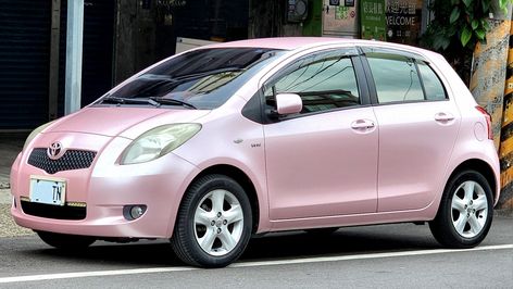 Toyota Yaris Aesthetic, Toyota Aesthetic, Pink Toyota, Dream Appartement, Daihatsu Terios, Client Profile, Eco Car, Suzuki Cars, Toyota Aygo