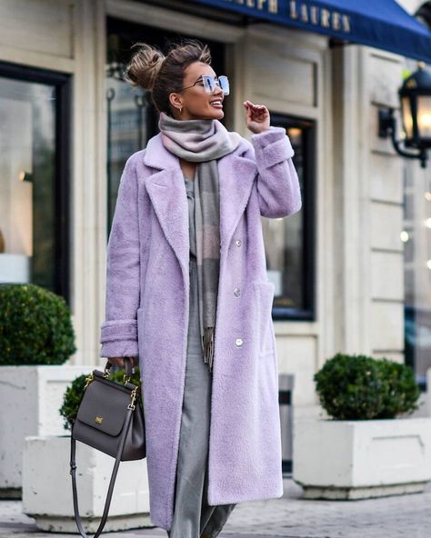 Purple Coat Outfit, Feminine Winter Outfits, Lilac Coat, Rita Tesla, Lavender Outfit, Long Coat Outfit, Winter Coat Outfits, Purple Coat, Iranian Women Fashion