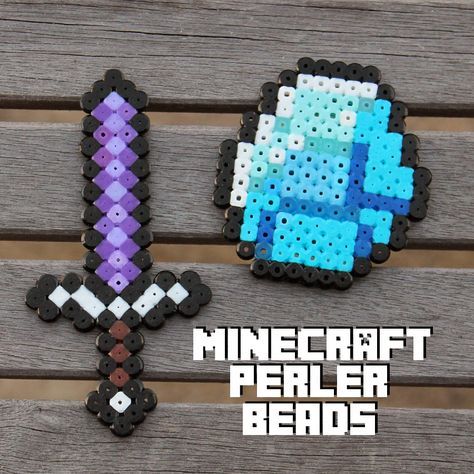 Doodle Craft...: Minecraft Perler Beads! Minecraft Tools, Minecraft Perler Beads, Minecraft Pool, Minecraft Beads, Minecraft Maps, Beads Crochet, Diy Jul, Hama Beads Minecraft, 3d Perler Bead