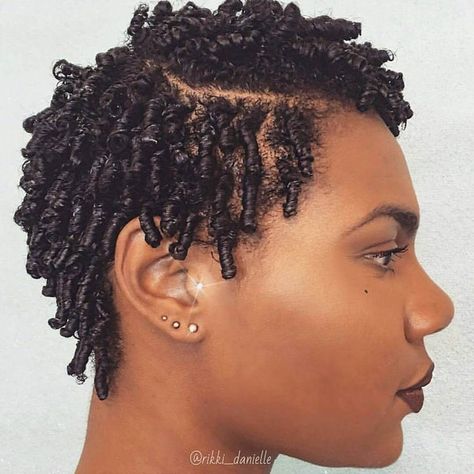 Coils On Natural Hair, Finger Coils Natural Hair, Coiling Natural Hair, Short Hair Twist Styles, Natural Hair Twa, Finger Coils, Natural Hair Cuts, Hair Coils, Natural Hair Twists