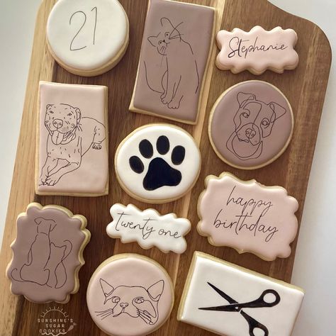 Decorated sugar cookies groomer dog paw scissors cats pets happy 21st birthday pitbull twentyone Vet Cookies Decorated, Dog Cookies Decorated Royal Icing, Dog Decorated Cookies, Dog Sugar Cookies Decorated, Cat Cookies Decorated, Gemstone Cookies, Dog Cookies Decorated, Cat Sugar Cookies, Dog Sugar Cookies