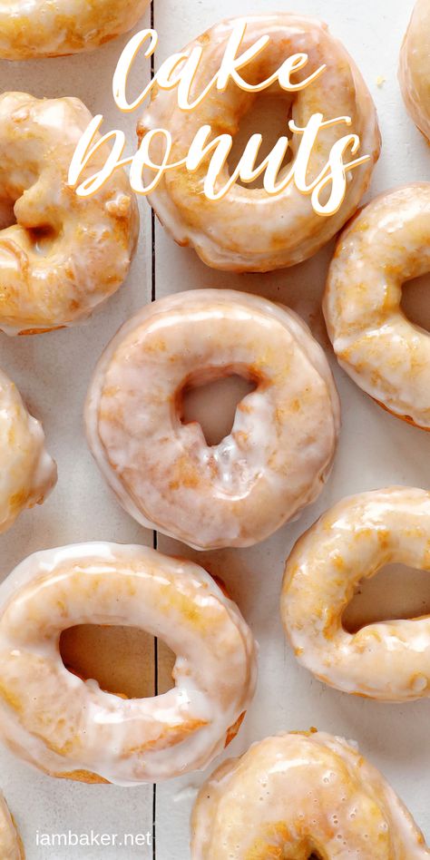 Glazed Cake, Cake Donuts Recipe, Easy Donuts, Homemade Donuts Recipe, Homemade Doughnuts, Baked Donut Recipes, Glazed Donuts, I Am Baker, Homemade Donuts