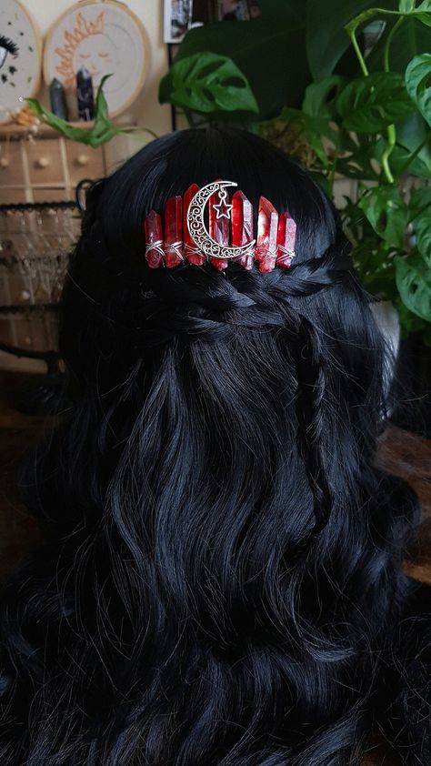 Black Hair Pale Skin, Elven Fairy, Witchy Hair, Dark Wedding Theme, Hair Pale Skin, Crystal Comb, Silver Hair Comb, Crown Hair, Goth Wedding