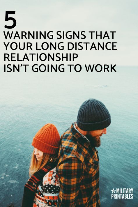 5 Warning Signs That Your Long Distance Relationship Isn't Going To Last Long Distance Break Up, Ldr Advice, Military Long Distance Relationship, Long Distance Marriage, Distant Relationship, Long Distance Relationship Advice, Lack Of Communication, Distance Love, Long Distance Love