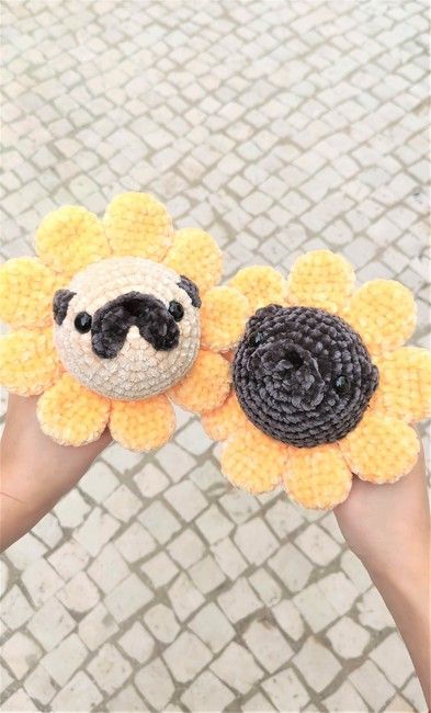 Daisy Pug Plushie | Click to get Crochet pattern Easy crochet toys #easycrochettoys #crochet #crochettoy #crochetpattern #crochetpatterns 5.69 Toys Quotes, Pug Plush, Plushie Crochet Pattern, Plushie Crochet, Easy Crochet Animals, Crochet Mignon, Confection Au Crochet, Crochet Cow, Crochet Animals Free Patterns