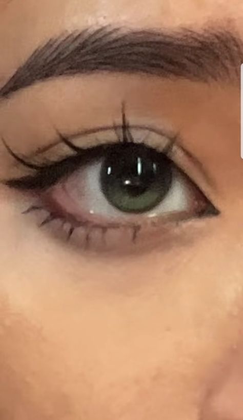 Doe Eye Makeup, Eyeliner For Hooded Eyes, Soft Makeup Looks, Doll Eye Makeup, Doe Eyes, Swag Makeup, Hooded Eye Makeup, Ethereal Makeup, Fell Asleep