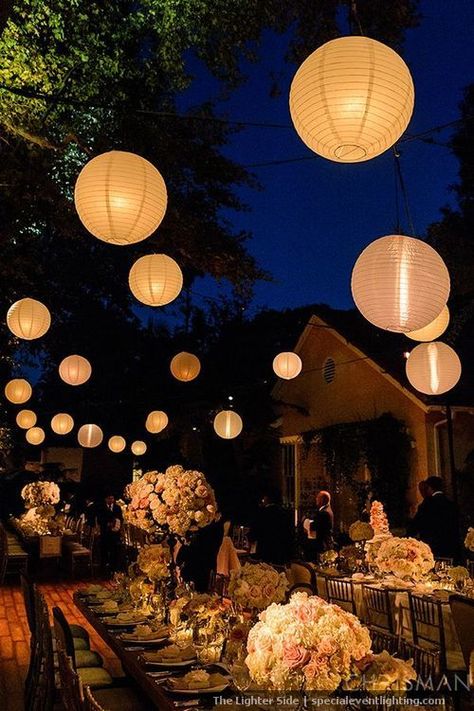 Backyard Wedding Decorations, Garden Wedding Decorations, Wedding Lanterns, Big Balloons, Outdoor Wedding Reception, Wedding Set Up, Outdoor Wedding Decorations, Event Lighting, White Balloons