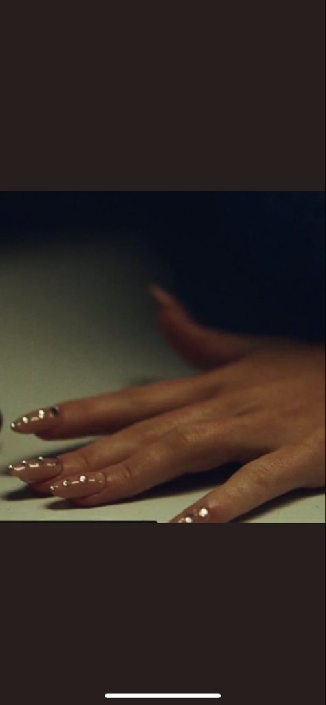 Cassie’s Nails Euphoria, Euphoria Nails Ideas Cassie, Cassie Nails Euphoria Season 2, Cassies Nails, Sydney Sweeney Nails, Maddie Perez Nails, Cassie Howard Nails, Cassie Nails Euphoria, Maddie Euphoria Nails