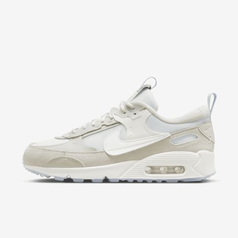 Air Max 90 Women Outfit, Nike Air Max 90 Futura, Air Max 90 Futura, Nike Air Max 90s, Nike Shoes Women Fashion, Cute Nike Shoes, Nike Air Max For Women, Sneakers Mode, Cute Nikes