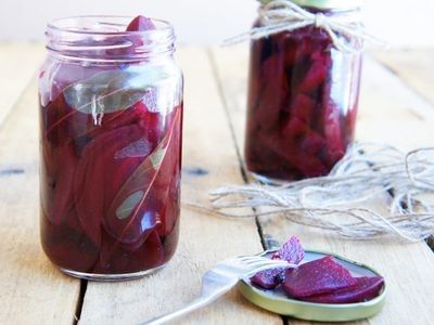 Pickled Beetroot recipe How To Cook Beetroot, Pickled Beetroot, Beetroot Recipes, Growing Veggies, Pickled Vegetables, Pickling Recipes, Fermented Foods, Vegetable Dishes, Recipe Collection