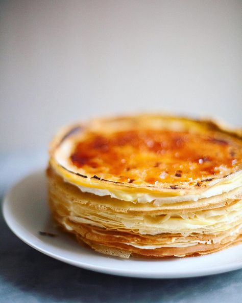 Zoë François on Instagram: “Lemon Mascarpone Brûlée Crêpe Cake from @foodnouveau’s book, Simply Citrus. I made this lovely cake from Marie’s book nearly a year ago and…” Zoe Francois, Zoe Bakes, Lemon Mascarpone, Crepe Suzette, Mothers Day Desserts, Creme Brûlée, Easy Chocolate Cake, Crepe Cake, Spring Desserts