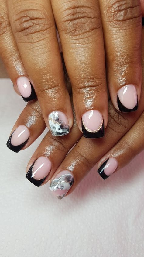 Black French tips with black and white marble & gold glitter. Short square nails. Glitter Short Square Nails, French Tips With Black, Short Nail Manicure, Sneaker Ball, Black French Tips, Glitter Shorts, Square Nail Designs, Short Square Nails, Nail Idea