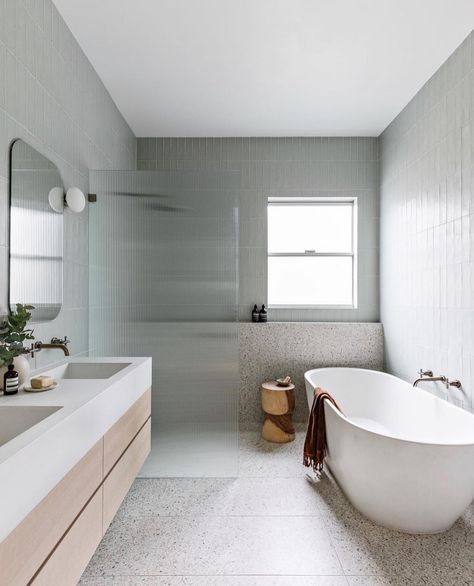 Concrete Bath, Subway Tiles Bathroom, Bathroom Ensuite, Luxury Tile, Bathroom Redesign, Bathroom Design Inspiration, Main Bathroom, Green Bathroom, Bathroom Layout