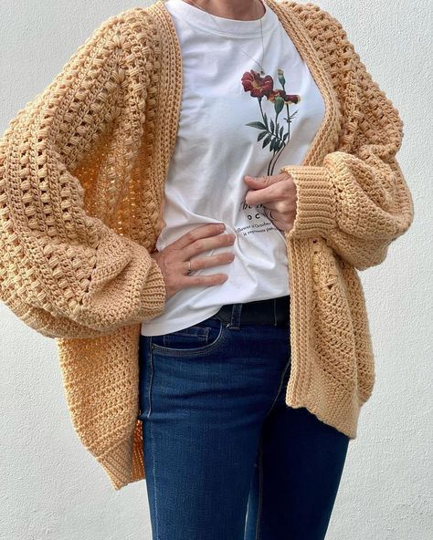 A woman wearing a hexagon crochet cardigan. Free Pattern Cardigan Crochet, Velvet Cardigan Crochet Pattern, Weight 3 Yarn Crochet Sweater, Crochet Sweater Jacket Pattern Free, Cardigan Crochet Pattern Free Women, Puff Stitch Cardigan, Hexagon Pattern Crochet, How To Crochet A Cardigan Tutorials, Crochet Cardigan Template