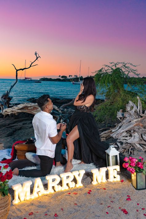 Marry Me Picnic Proposal, Picnic Proposal Ideas Romantic, Diy Proposal Ideas Marry Me, Water Proposal Ideas, Proposal Set Up Ideas Beach, Proposal Ideas Marry Me, Marry Me Proposal Ideas Romantic, Crete Fashion, Beach Proposal Setup Night