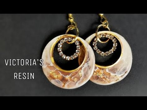 Glamorous handmade jewelry / UV resin earrings DIY - YouTube Diy Resin Earrings Tutorials, Resin Earings Idea, Earrings Diy Handmade Unique, Uv Resin Jewelry Ideas, Resin Earrings Ideas, Resin Earrings Diy, Uv Resin Earrings, Uv Resin Jewelry, Diy Resin Earrings