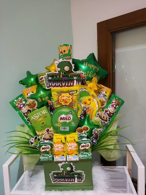 Hampers Lebaran Aesthetic, Parcel Lebaran Hampers, Parcel Snack, Money Tower, Snack Hampers, Fruit Basket Diy Gift, Birthday Backdrop Design, Bucket Mini, Snack Tower