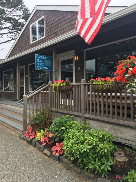 Cannon beach Oregon book company book aesthetic Cannon Beach Aesthetic, Seaside Oregon Aesthetic, Cannon Beach Oregon Aesthetic, Cannon Beach Oregon Restaurants, Cannon Beach Wedding Oregon Coast, Seaside Oregon, Canon Beach, Cannon Beach Oregon Photography, Cannon Beach Oregon