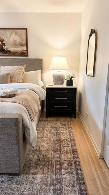 Kristen McGowan on Instagram: "Let’s transform our guest bedroom from a 1 star stay to a 5 star stay in only 3 days!⭐️ We were pretty much starting from scratch here and needed everything from furniture, lighting, a mattress, decor and @ashleyfurniturecompany had everything we needed for to make this bedroom look and feel cozy, timeless, and comfortable for our friends and family to enjoy! #ad #myashleyhome #ashleypartner #ashleyfinds" Kristen Mcgowan, Cozy Farmhouse, Guest Bedroom, Furniture Lighting, 5 Star, From Scratch, Mattress, Dream House, Farmhouse