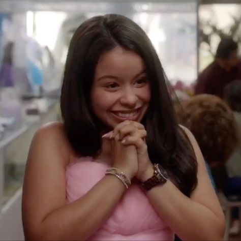 Mariana Adams Foster Outfits, Mariana The Fosters, Mariana Adams Foster, Mariana Foster, Cierra Ramirez, Heartbreak High, Good Trouble, Female Faces, Weird Science