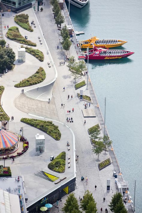 Landscape Architecture Magazine, Waterfront Architecture, Villa Architecture, Architecture Jobs, Navy Pier Chicago, Urban Landscape Design, Desain Lanskap, Navy Pier, Landscape Architecture Design