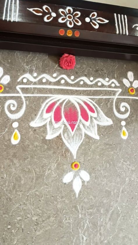 Easy & beautiful rangoli border designs infront of door #artandcreativityathome #art #rangoliwithoutdots #rangolidesigns… | Instagram Rangoli Near Door, Rangoli Designs For Door Border, Rangoli Designs Door Border, Door Step Rangoli Designs, Door Rangoli Designs Simple, Door Rangoli Designs, Vasal Kolam, Rangoli Border Designs Simple, Border Design Rangoli