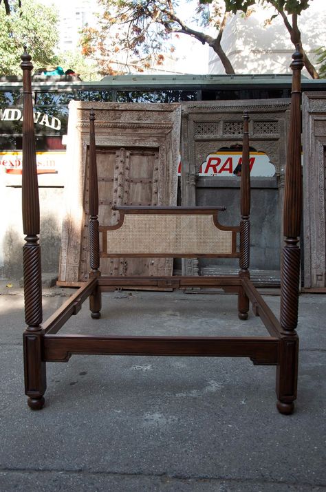 Chor Bazaar, Teak Bed, Four Poster Bed Frame, Poster Beds, Wood Canopy Bed, Vintage Bed Frame, Colonial India, Wooden Box Designs, Colourful Living Room Decor