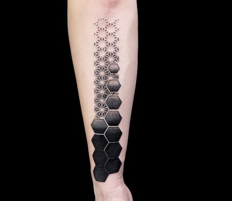 Tattoo photo - Hexagons tattoo by Mikki Bold Geometric Hexagon Tattoo, Quilt Tattoo, Hexagon Tattoo, Honey Bee Tattoo, Faded Tattoo, Forearm Band Tattoos, Religious Tattoos, Arm Band Tattoo, Fairy Tattoo