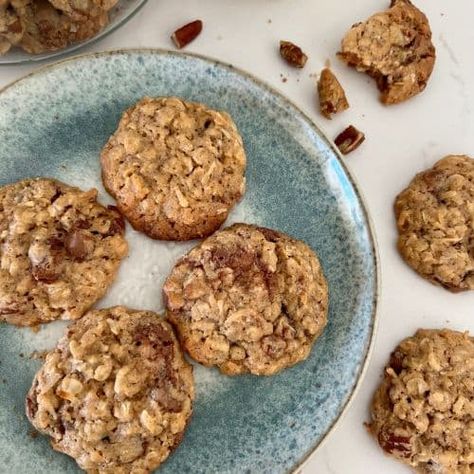 Sourdough Discard Cowboy Cookies - The Pantry Mama Discard Cookie Recipes, Quick Sourdough Discard Recipes, Sourdough Discard Pumpkin, Pantry Mama, Cowboy Cookie Recipe, Sourdough Discard Recipes, Cowboy Cakes, Discard Recipe, Recipe Cookies