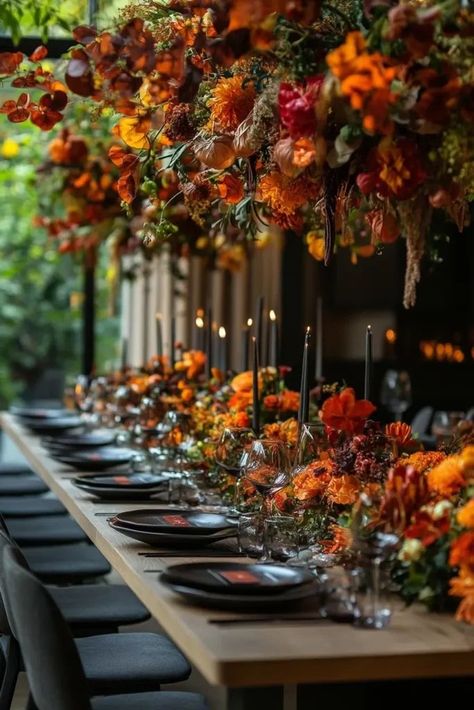 Fall Dinner Decorations, Dining Room Sideboard Styling, Fall Tablescapes Elegant, Thanksgiving Tablescapes Elegant, Emoji Language, Fall Wedding Tablescapes, Fall Dining Room Table Decor, Dining Room Table Decor Ideas, Sideboard Styling