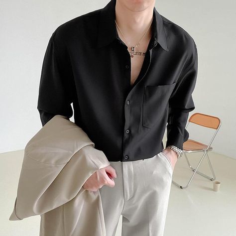 Zhou Classic Front Pocket Shirt-korean-fashion-Shirt-Zhou's Closet-OH Garments Casual Fashion Korean, Ropa Semi Formal, Business Dress Shirts, Style Masculin, Chic Shirts, Fashion Korean, Korean Men, Long Blouse, Smart Casual