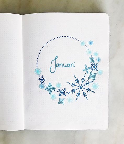 Janvier, bleu, flocons Notesbog Design, Diy Bullet Journal, Bullet Journal Page Ideas, Journal Page Ideas, Bullet Journal Month, January Bullet Journal, Bullet Journel, Bullet Journal Page, Bullet Journal 2020