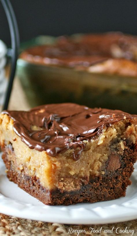 Chocolate Peanut Butter Ooey Gooey Butter Cake Ooey Gooey Butter Cake Recipe, Gooey Butter Cake Recipe, Ooey Gooey Cake, Ooey Gooey Butter Cake, Gooey Cake, Gooey Butter, Dessert Oreo, Gooey Butter Cake, Butter Cake Recipe