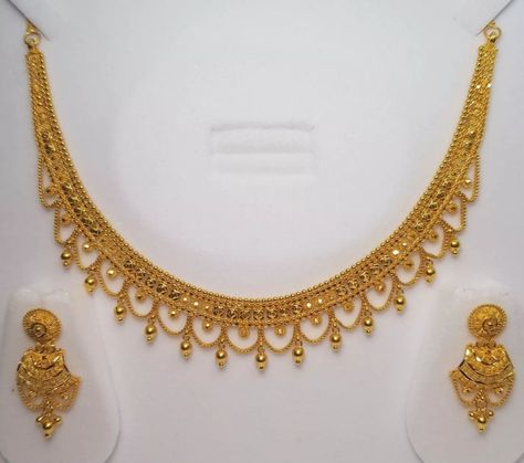 Simple Diamond Jewelry, Silver Bengal, Classy Jewellery, Gold Necklace Price, Marriage Jewellery, Unique Gold Jewelry Designs, Ayurvedic Recipes, Bridal Necklace Designs, Neck Pieces Jewelry