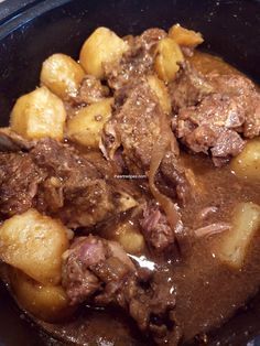 Beef Neck Bones Recipe Slow Cooker, Neckbone Recipe, Neck Bone Soup Recipe, Beef Neck Bones Recipe, Food Recipes Slow Cooker, Pork Neck Bones Recipe, Soul Food Recipes, I Heart Recipes, Delicious Slow Cooker Recipes