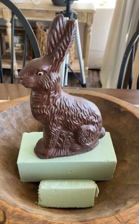 Easter Bunny Centerpiece, Easter Mantle, Dough Bowl Centerpiece, Easter Centerpieces Diy, Easter Table Centerpieces, Diy Centerpiece, Easter Arrangement, Easter Centerpiece, Chocolate Easter Bunny