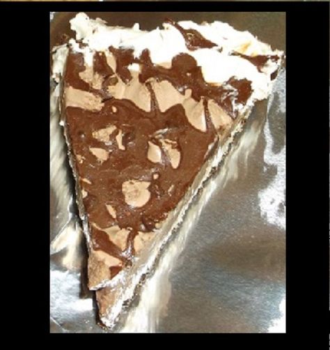 Hershey Pie Recipe, Hershey Pie, Types Of Desserts, Foods To Eat, Burger King, Pie Recipe, West End, Pie Recipes, The Things