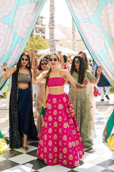 Simple yet gorgeous pink mehendi outfit for the bride. #mehendioutfit #weddingwear #weddingoutfit #bridaloutfit #bridalwear #brides2019 #simplelehenga #shaadisaga Punjabi Mehendi Outfits, Lehnga For Mehndi Function, Punjabi Sangeet Outfit, Punjabi Wedding Outfits Sisters, Mehndi Ceremony Outfit For Sister, Dress For Mehendi Function For Bride, Mehndi Function Dress For Sister, Mehandi Look For Bride, Mehndi Function Dress Outfit For Bride