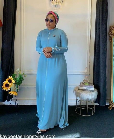 30 Latest Plain Material Styles for Muslim Ladies in Nigeria - Kaybee Fashion Styles Plain Material Styles For Ladies Gown, Jalabia Styles For Women, Muslim Fashion Dress Modern, New Abaya Designs, Abaya With Hijab, Material Styles, Materials Gown Style, African Print Long Dress, Jalabia Styles