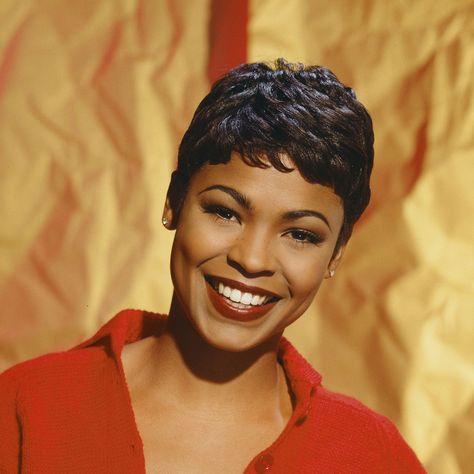 **Nia Long's Straight Black Pixie** Nia Long Short Hair, Nostalgic Beauty, Black Pixie, Longer Pixie Haircut, Nia Long, Haute Hair, Short Hair Pixie Cuts, Toni Braxton, Pelo Afro