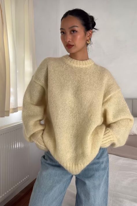 Wool Sweater Outfit, Winter Trendy Outfits, Trendy Sweater, Oversized Sweater Women, Trendy Sweaters, Warm Outfits, Spring Wardrobe, Sweaters Crewneck, Knit Pullover